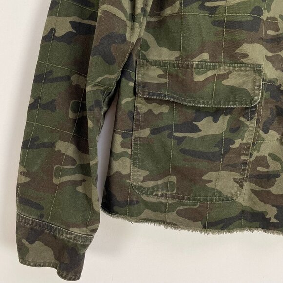 Pam & Gela Womens Small MilItary Green Camo Button Jacket Long Sleeve Raw Hem - Picture 4 of 9